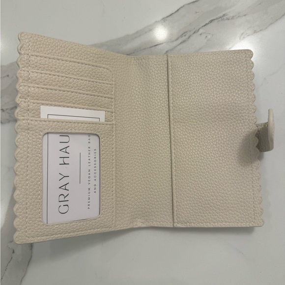 Jilly Box Gray Haus Monaco Passport Wallet - Picture 7 of 7